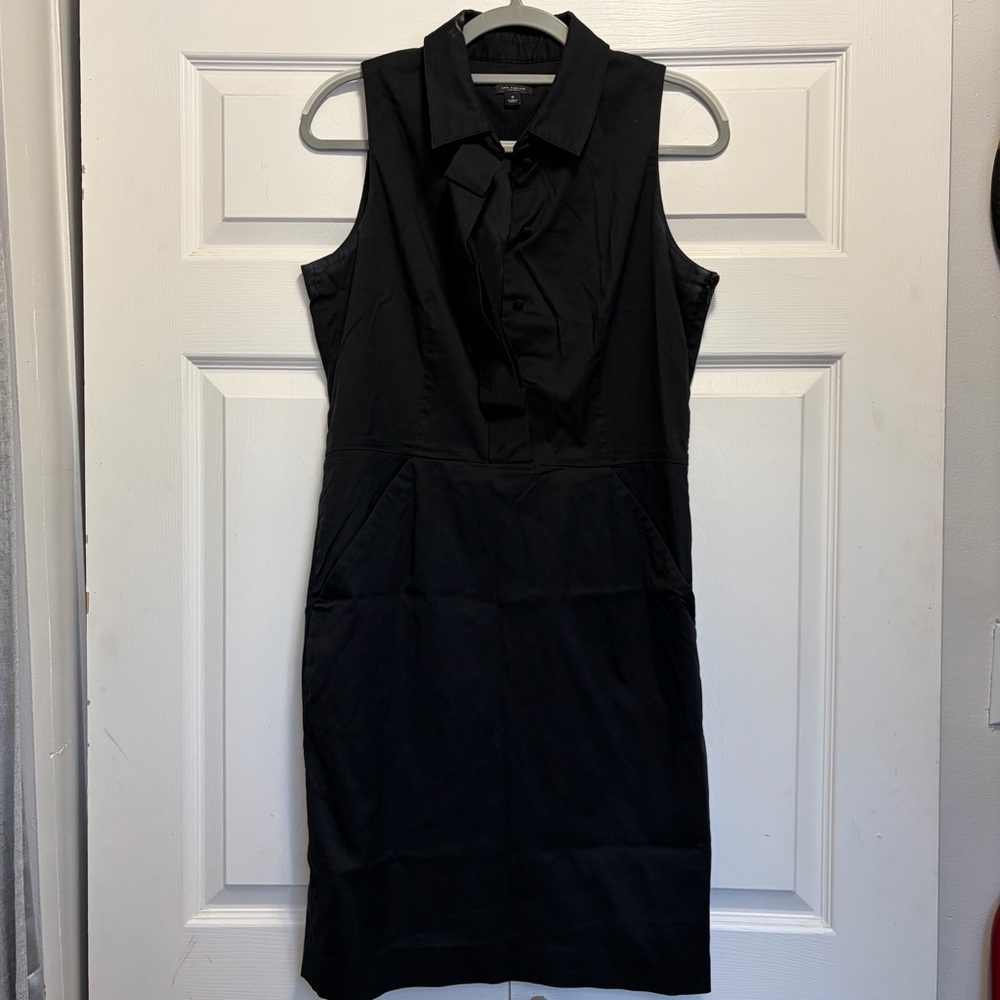 Ann‎ Taylor Black Sleeveless Midi Dress